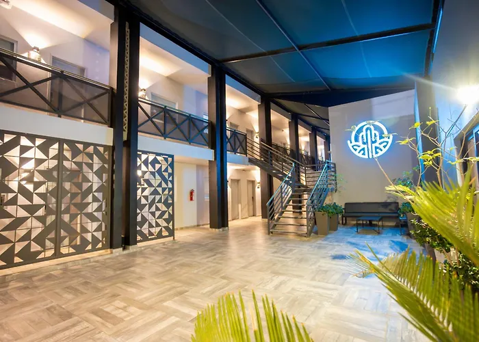 653 Hotel
